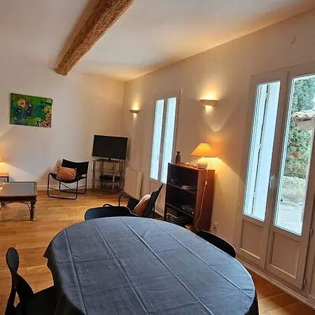 Maison Vigneronne 8p / Jardin / Parking * Gigean