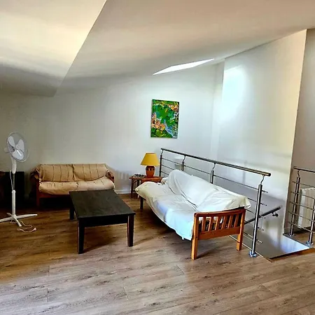 Maison Vigneronne 8p / Jardin / Parking * Gigean