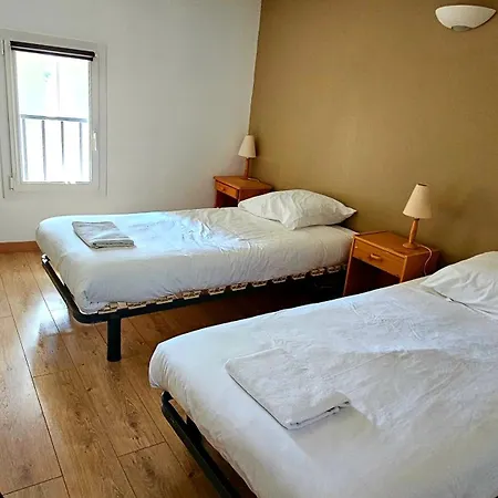 Maison Vigneronne 8p / Jardin / Parking Casa de Férias Gigean