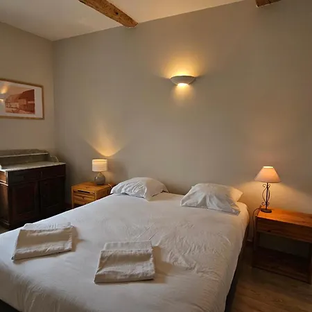 Maison Vigneronne 8p / Jardin / Parking Casa de Férias Gigean