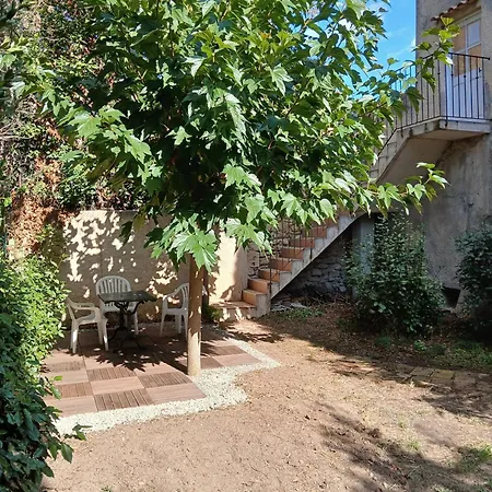 Maison Vigneronne 8p / Jardin / Parking * Gigean