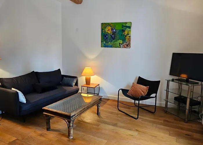 Maison Vigneronne 8p / Jardin / Parking * Gigean