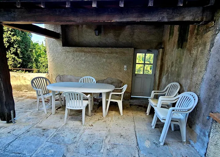 Maison Vigneronne 8p / Jardin / Parking * Gigean