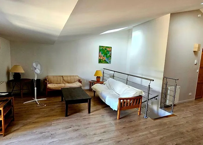 Maison Vigneronne 8p / Jardin / Parking * Gigean