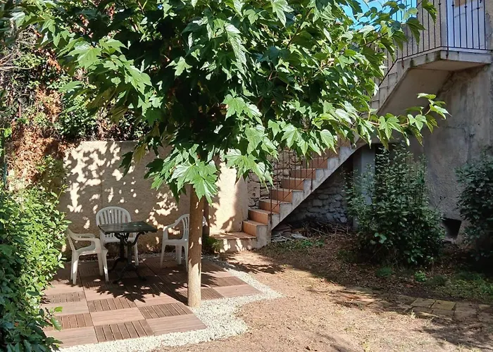 Maison Vigneronne 8p / Jardin / Parking * Gigean